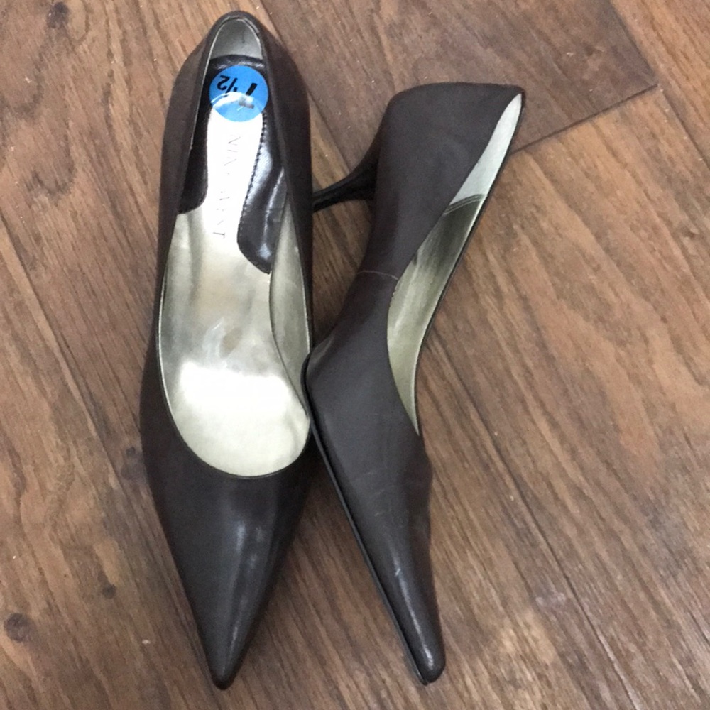 Nine west brown heels